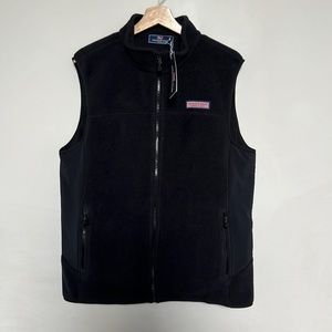 New with tags vineyard vines fleece vest, size M